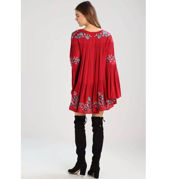 Free People Te Amo Red Floral Embroidered Dress Boho Flare Sleeve Flowy Small - Picture 4 of 16